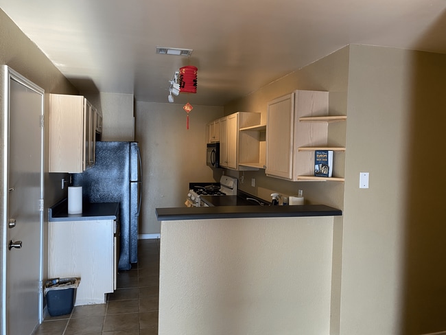 Building Photo - 11611 Fruitwood Pl