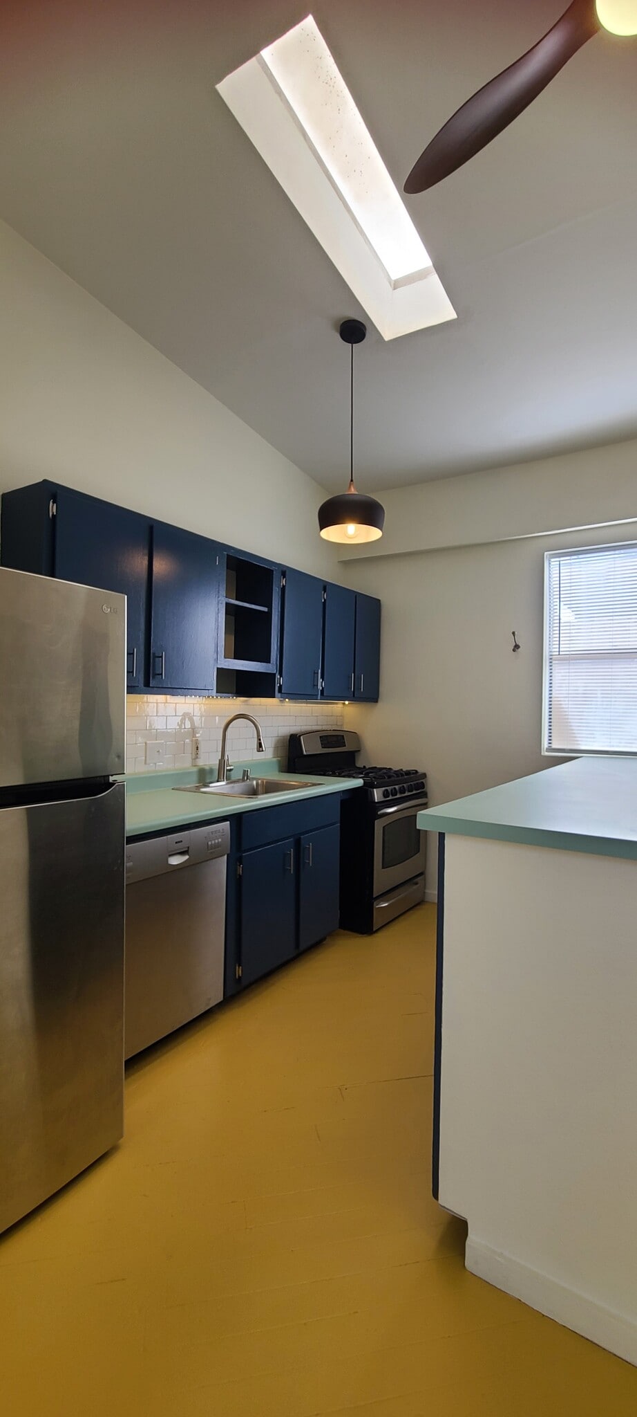 Building Photo - 817 Slate Ave NW