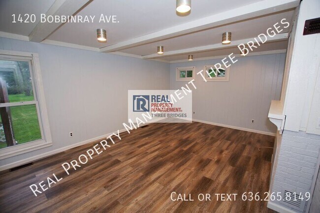 Building Photo - 1420 Bobbinray Ave
