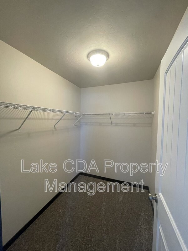 Building Photo - 12397 N Cavanaugh Dr