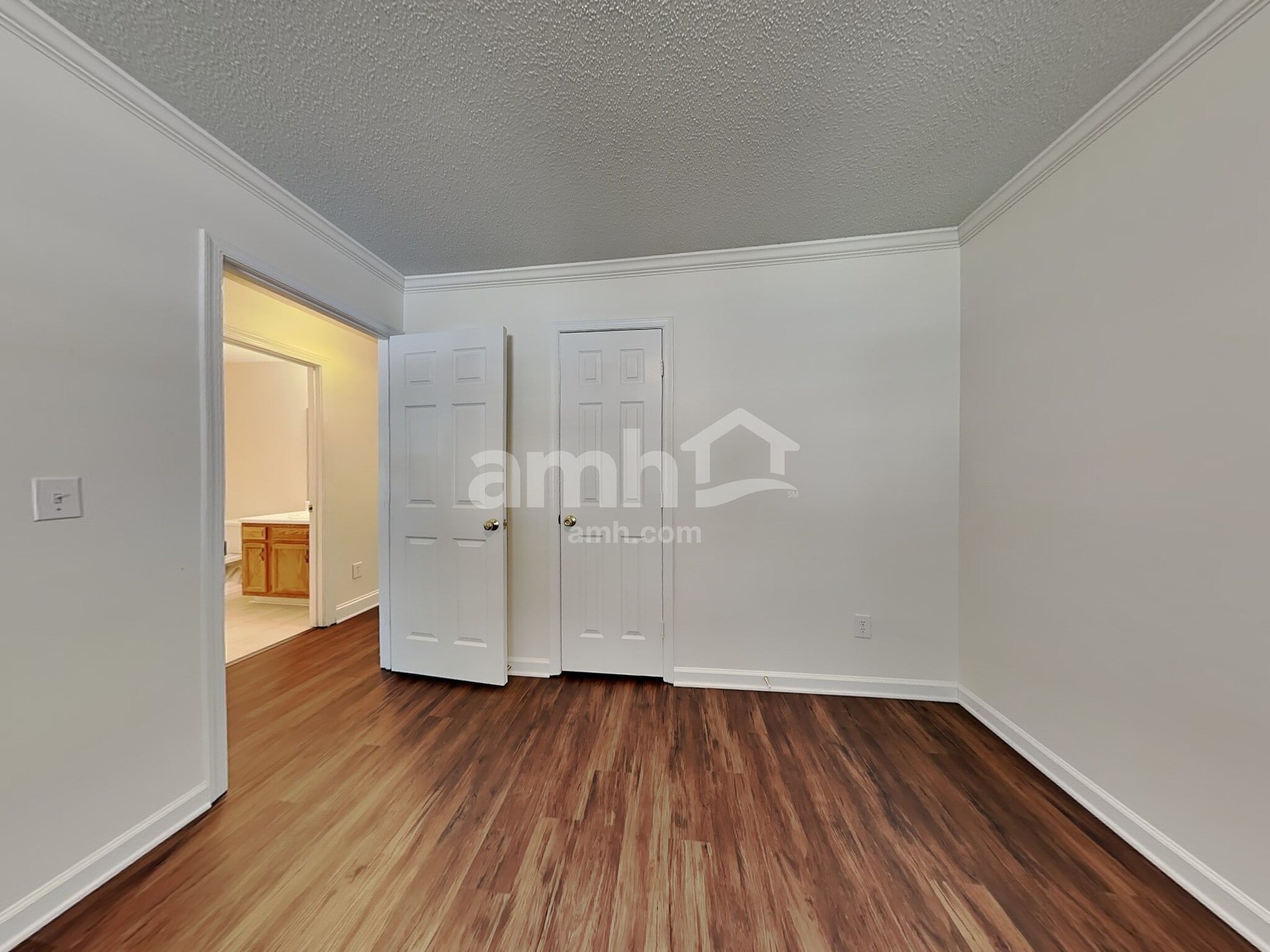 Building Photo - 550 Orchard Ridge Ln
