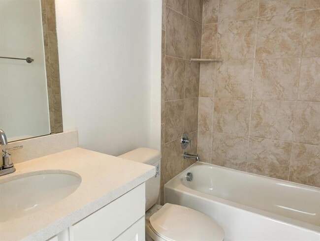 Building Photo - 4002 Wynn Rd