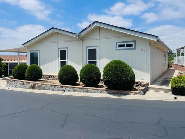 Building Photo - FOR LEASE - AVAILABLE NOW 55+ COMMUNITY UTILITIES INCLUDED!