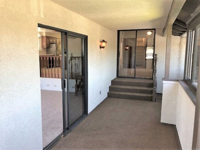 Building Photo - Downtown SLO 3 Bedroom / 2 Bath / 2 Car Garage