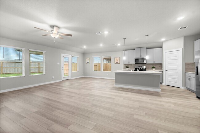 Building Photo - 6338 Brazos Trl Dr