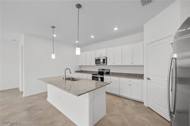 Building Photo - 15019 Palamos Cir