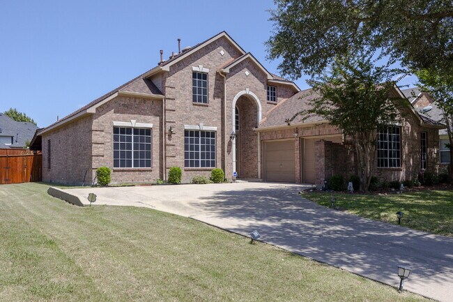 Building Photo - Spacious 4-Bedroom Home with Large Backyard in Rowlett