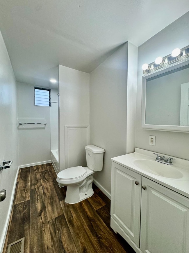 Building Photo - 3573 Jasper St