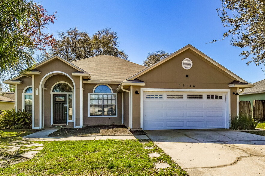 Primary Photo - 13146 Staffordshire Dr S