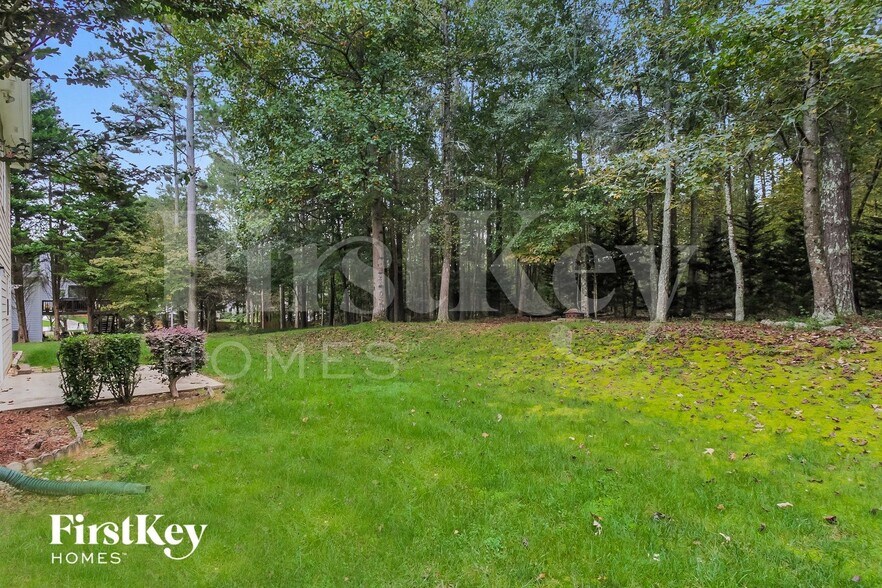 Building Photo - 6308 Cheatham Lake Dr NW