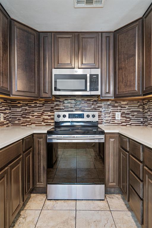 Building Photo - 1912 Terry Ln