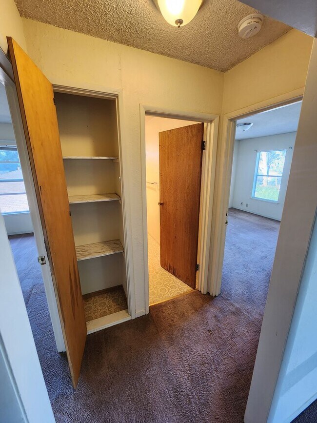 Building Photo - Swazey Apartments -