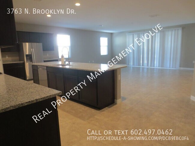 Building Photo - COME TOUR TODAY!