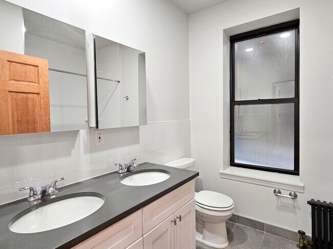 Building Photo - 610 W 150th St