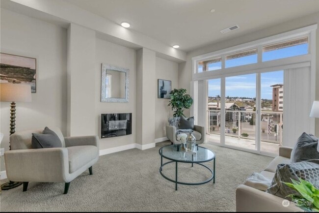 Building Photo - 5105 Grand Loop