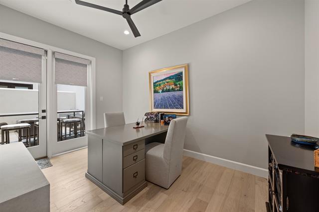 Building Photo - 2850 Lakeside Pkwy