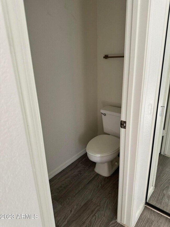 Building Photo - 3712 E Lavender Ln