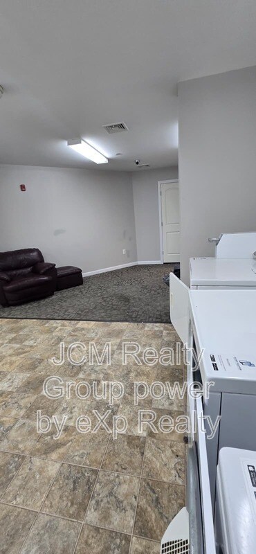 Building Photo - 183 Washington Ave