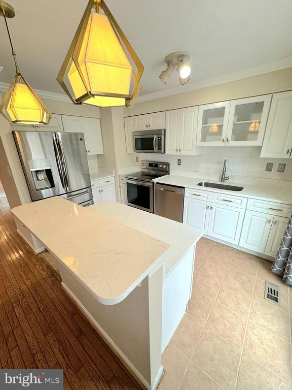 Building Photo - 2722 Hunters Gate Terrace