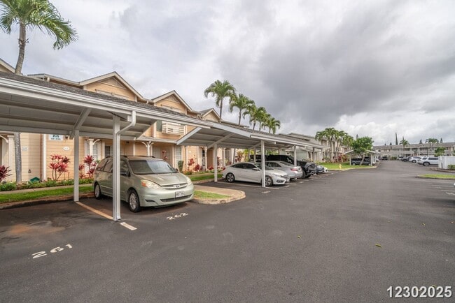 Building Photo - 2 Bd, 2.5 Ba, 2Pkg Pet Friendly  Village on the Green $2700