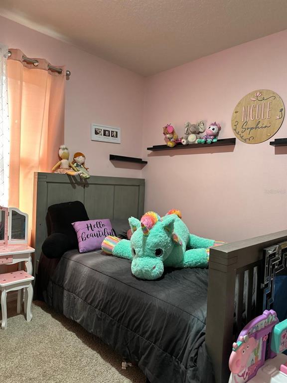 Building Photo - 417 Tanglewood Dr