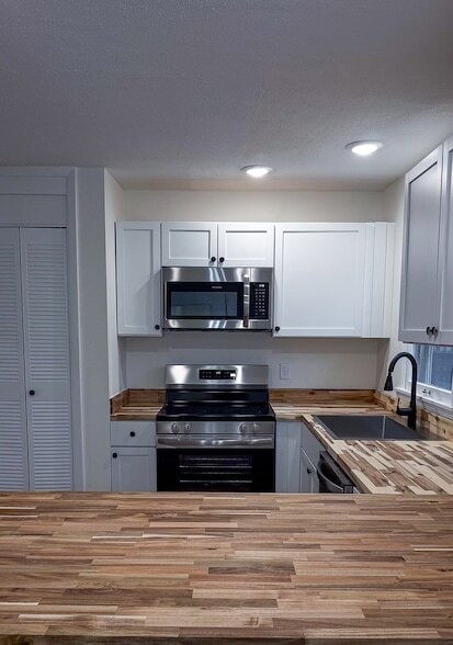 Building Photo - 2005 S Prospect Ave