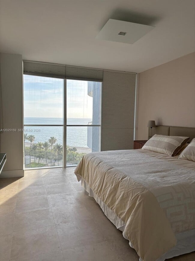 Building Photo - 6301 Collins Ave