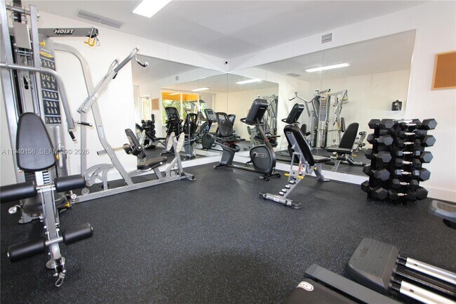 Building Photo - 4550 NW 9th St