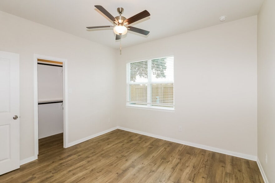 Building Photo - 7622 Tipton Meadow Way
