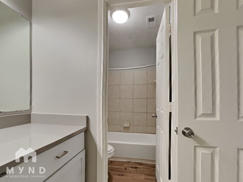 Building Photo - 8110 Rosemary Drive