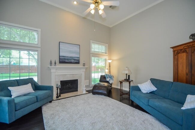 Building Photo - 4210 Greystone Way