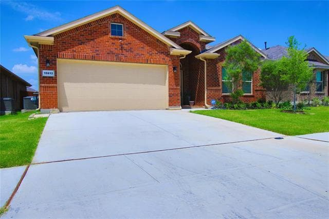 Building Photo - 15813 Caballero Dr