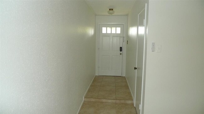 Building Photo - 11311 Verlaine Dr