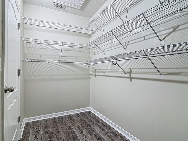 Building Photo - 3975 Silverstream Terrace