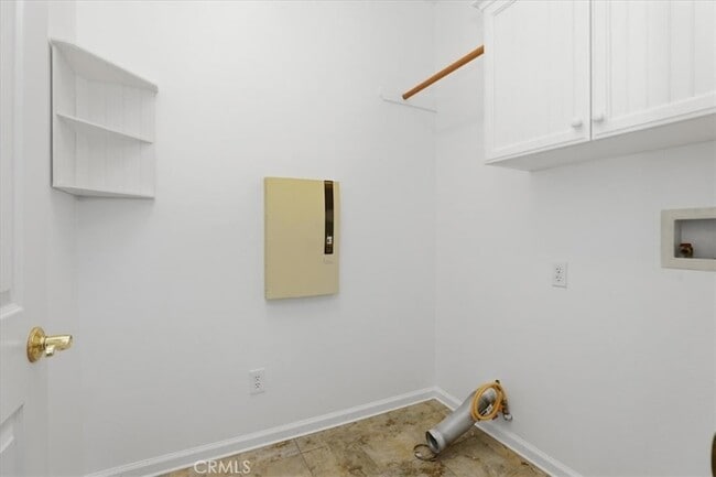 Building Photo - 9196 Pioneer Ln