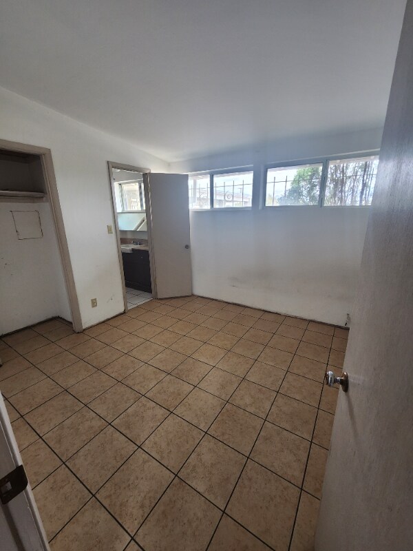 Building Photo - 6968 E Princeton Dr