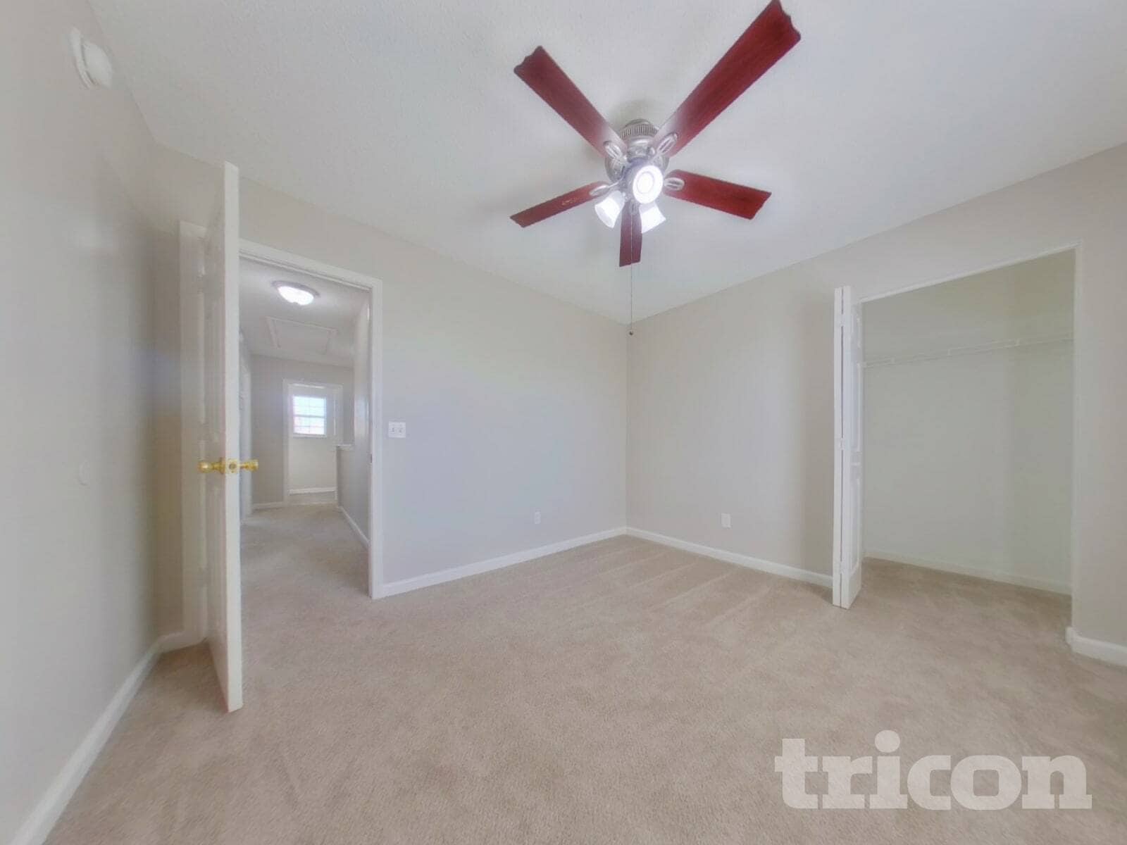 Building Photo - 390 Fox Trot Dr