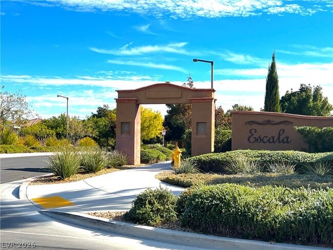 Building Photo - 12037 Contorno Vista Ct