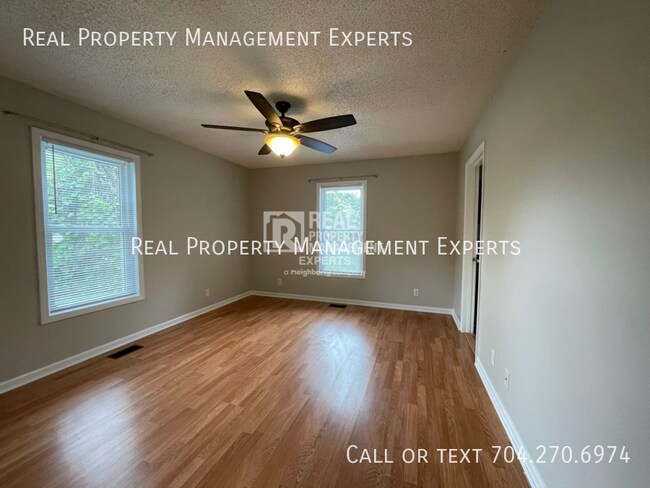 Building Photo - 668 Brookwood St