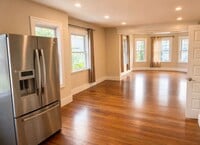 Building Photo - 207 Lowden St