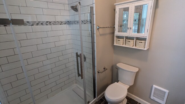 Building Photo - 3 State St