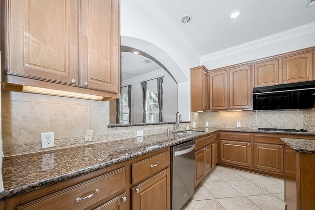 Building Photo - 1522 Olive Park