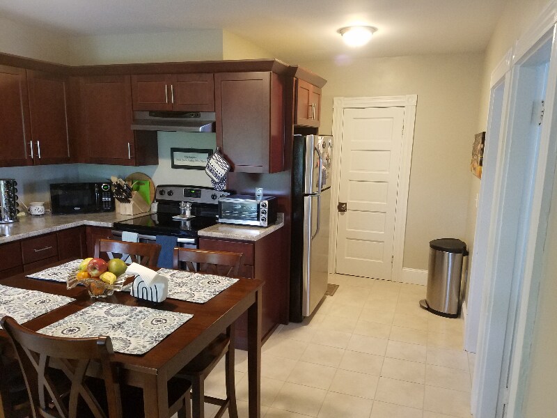 Building Photo - 177 County St