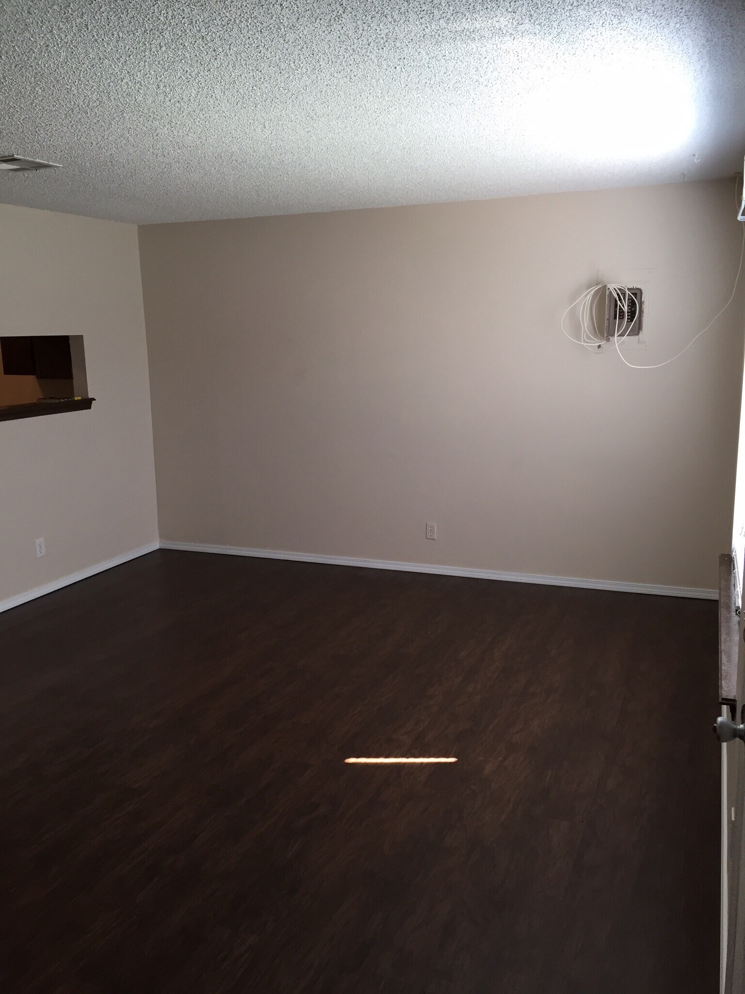 Living Room - 1400 N Perkins Rd