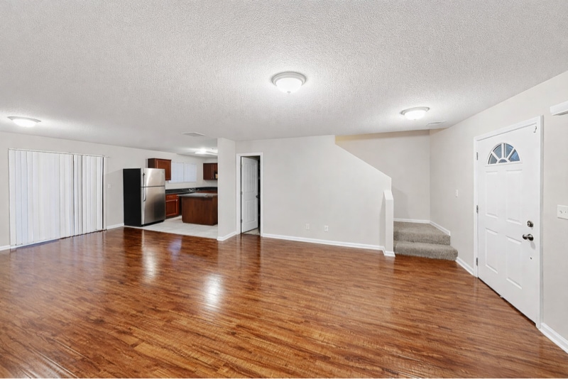 Building Photo - 10007 Branley Oak Dr