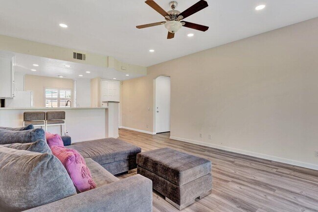 Building Photo - 67278 S Chimayo Dr