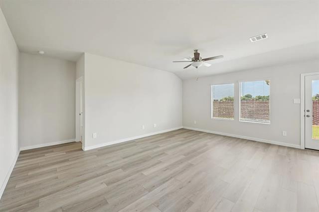 Building Photo - 1056 Chestnut Dr