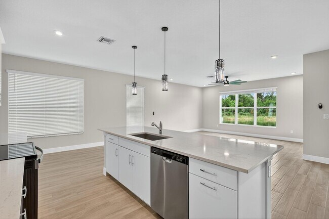 Building Photo - 3552 NW Solange Ct