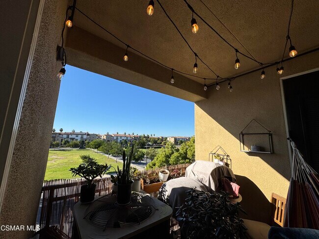 Building Photo - 243 Riverdale Ct