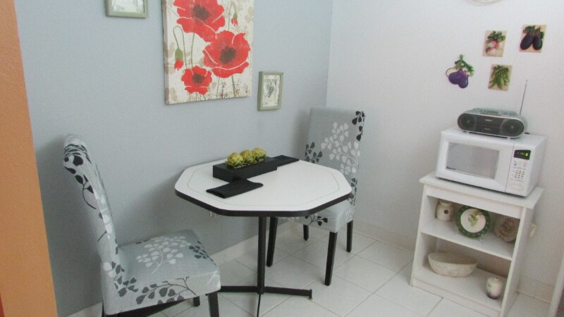 Building Photo - 2699 Pine Ridge Way E